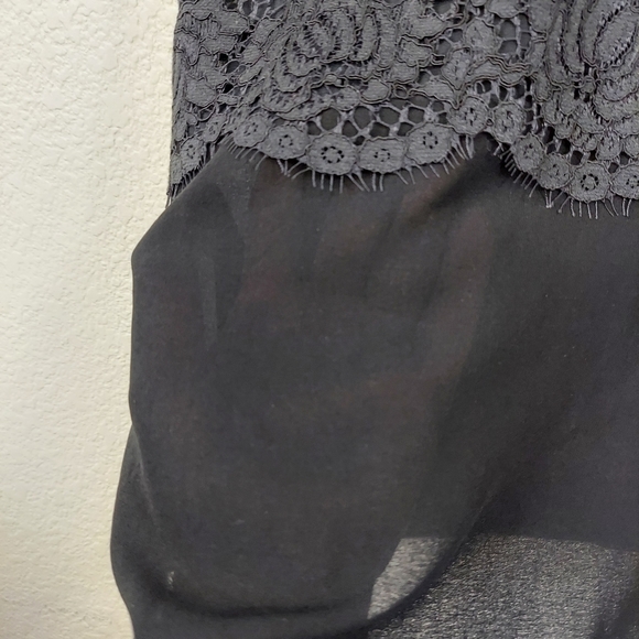 The Kooples Womens Top- Lace Crossover Black Short Sleeve Size 1 or Sz S - Picture 9 of 12